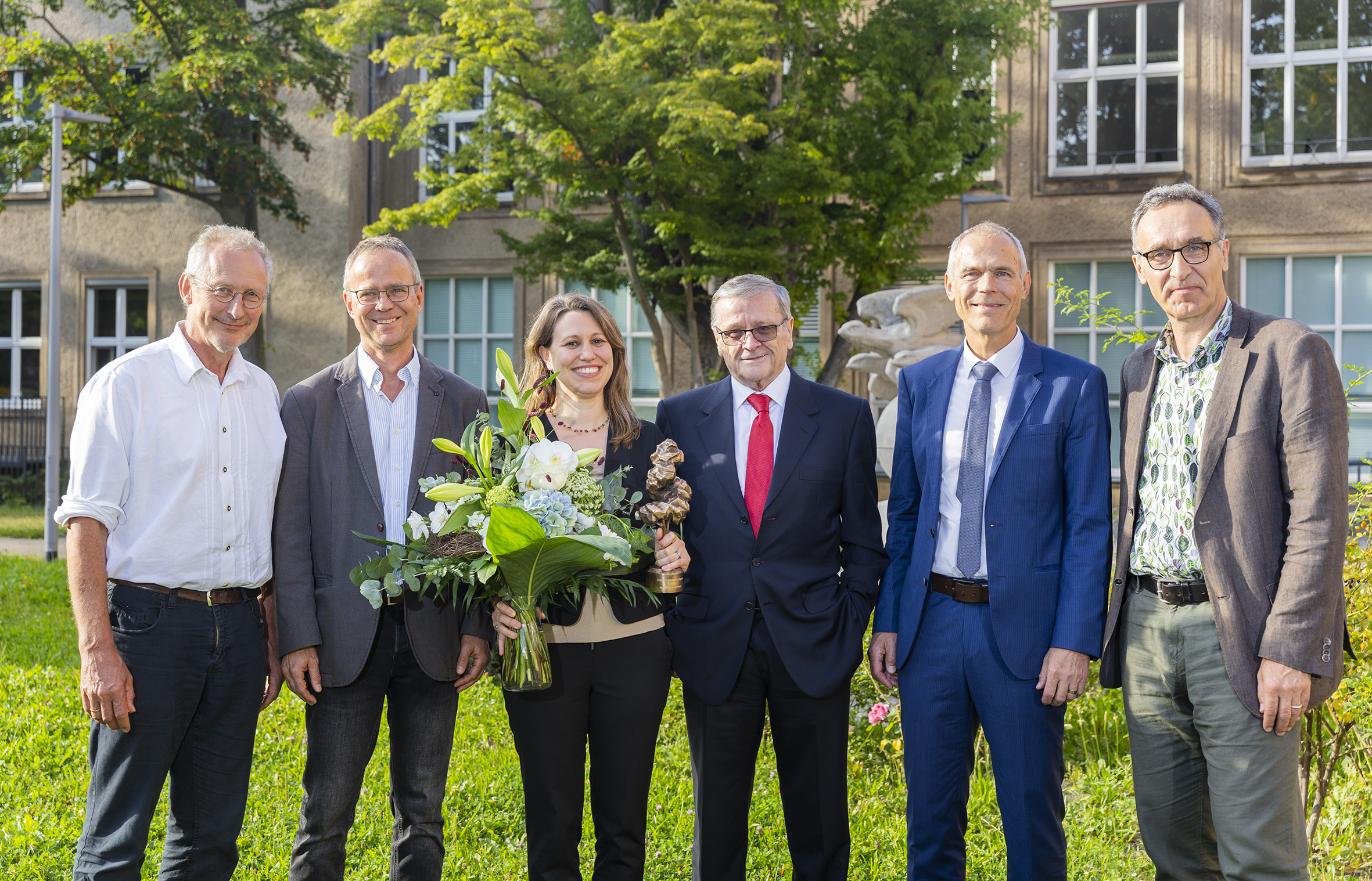 The hand-over of teh award during the Forest Science Conference in Dresden.