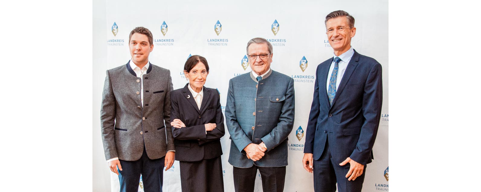Landrat Siegfried Walch, Eva Mayr-Stihl, Robert Mayr, Dr. Uwe Gretscher, Vorstandsvorsitzender der Kliniken Südostbayern.
