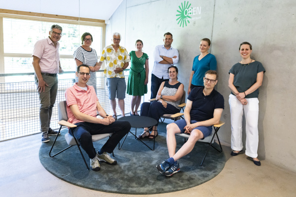 Gruppenbild der Preisträgerinnen und Preisträger des Deutschen Forstwissenschaftspreises