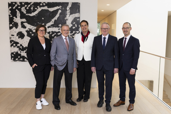 Gruppenbild in der Eva Mayr-Stihl Stiftung